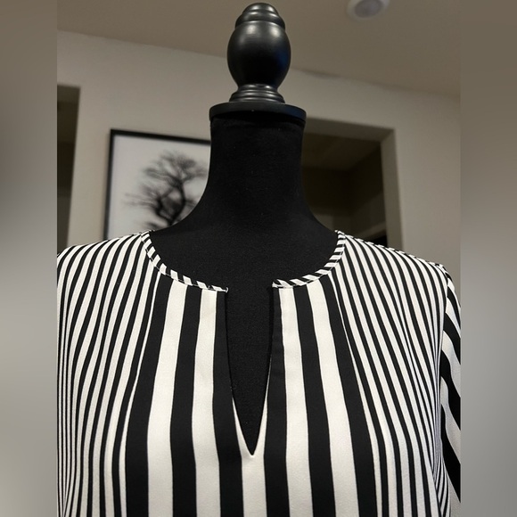 NEW CHICO’S STRIPED TUNIC - SOLD OUT - Picture 5 of 9